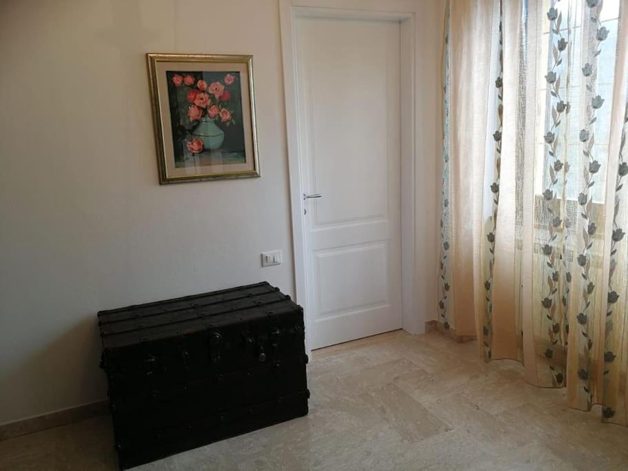 I Chechin - Homy 5 Terre Apartment โวลัสตรา ภายนอก รูปภาพ
