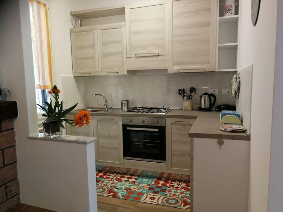 I Chechin - Homy 5 Terre Apartment โวลัสตรา ภายนอก รูปภาพ
